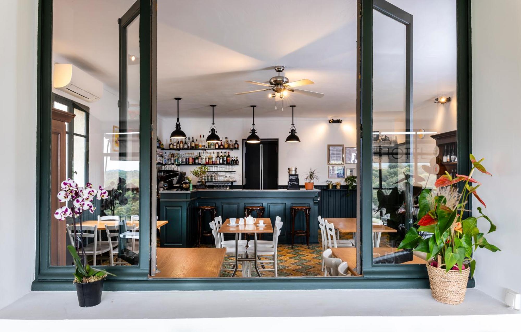 Hotel Restaurant Les Remparts Venasque Ngoại thất bức ảnh